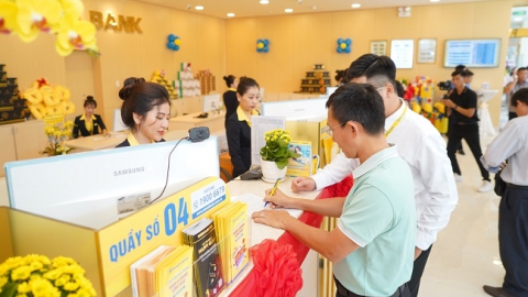 Nam A Bank Cần Thơ khai trương trụ sở mới, điểm nhấn cho khu vực miền Tây