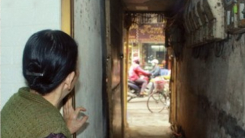 Nhà cũ trong phố cũ