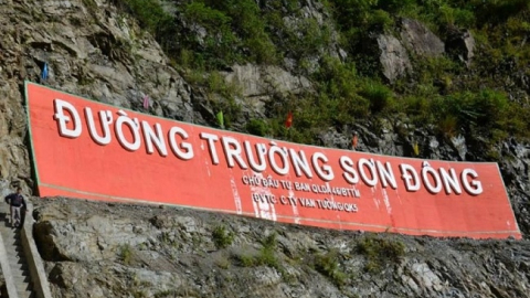 Phá rừng đặc dụng để làm đường Trường Sơn Đông