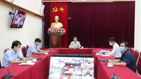 Tất cả hàng hóa đều thiết yếu, tất cả tuyến vận tải đều là luồng xanh