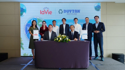 Nhựa tái chế Duy Tân và La Vie bắt tay thúc đẩy kinh tế tuần hoàn