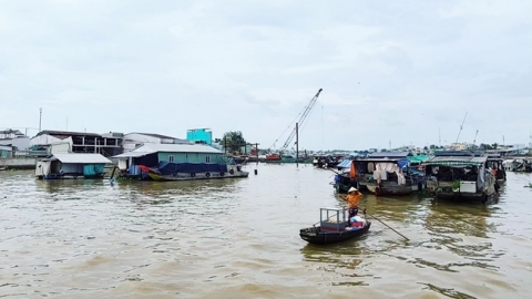 Cộng sinh làm du lịch 'chuẩn vị' miền Tây