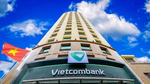 Vietcombank giảm 1% lãi suất cho khách hàng vay vốn