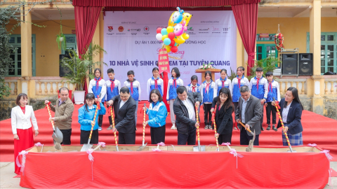 1.000 nhà vệ sinh cho em và tâm niệm phía sau của tập đoàn TH