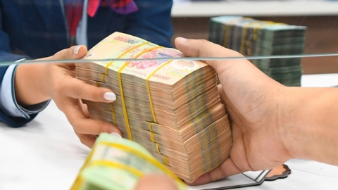Nền kinh tế đứng trước một 'kịch bản xấu' khi lãi suất vay quá cao