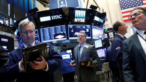 Nếu ngày mai ông Trump từ chức, chỉ số Dow sẽ tăng 1.000 điểm