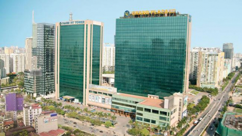 Chủ đầu tư cắt điện, khách thuê văn phòng mắc kẹt