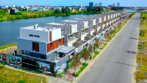 Bắt đáy thị trường bất động sản