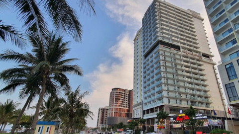 Khách sạn 4-5 sao ven biển Đà Nẵng kín phòng dịp lễ 30/4