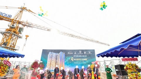 Vạn Xuân Group cất nóc dự án Happy One Premier