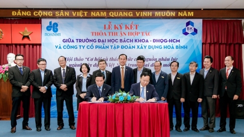 Học bổng Hoa Binh Blue Compass cho sinh viên tài năng ngành xây dựng