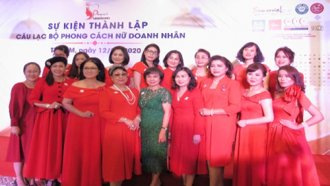 Hawee ra mắt Câu lạc bộ Phong cách nữ doanh nhân