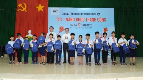 Tập đoàn TTC trao học bổng ‘TTC – Nâng bước thành công’ lần thứ 37