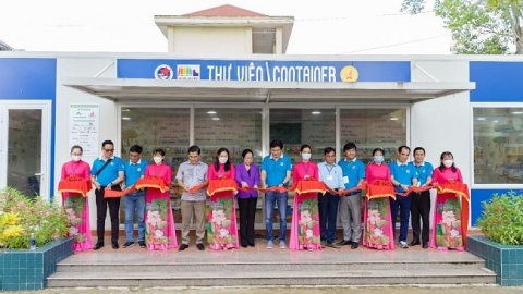 YBA TP.HCM tổ chức Caravan kết nối giao thương và trao tặng thư viện container tại Long An