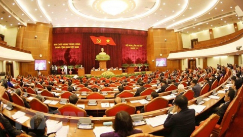Hội nghị Trung ương 7: Chính sách tiền lương phải lưu ý tính vùng miền, không cào bằng
