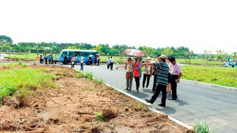 Cảnh báo nguy hiểm cơn sốt đất nền