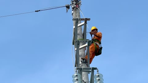 EVN lỗ 34,2 nghìn tỷ đồng từ kinh doanh điện năm 2023 