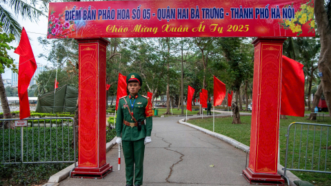 Trận địa pháo hoa tầm cao tại Hà Nội sẵn sàng cho giao thừa Ất Tỵ