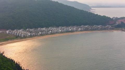 Bãi Lữ đẹp mê hồn nhưng giấc mơ thiên đường nghỉ dưỡng vẫn dang dở