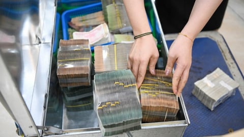 'Bóng ma' nợ xấu ám ảnh ngành ngân hàng 