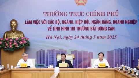 Thủ tướng chỉ đạo gỡ vướng để tăng cung, giảm giá bất động sản