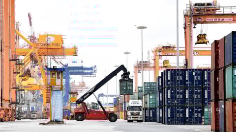 Doanh nghiệp Việt vẫn lận đận trong hành trình logistics xanh