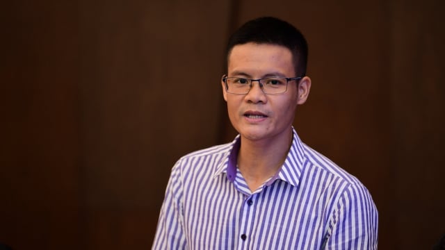 'Bỏ tiền' xây thể chế
