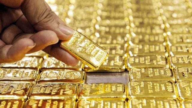 Giá vàng hôm nay 27/6: Thận trọng quan sát
