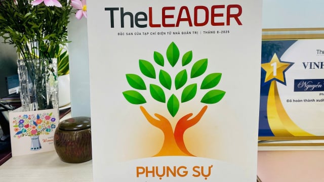 Phát hành Đặc san 'Phụng sự' kỷ niệm 8 năm sinh nhật TheLEADER