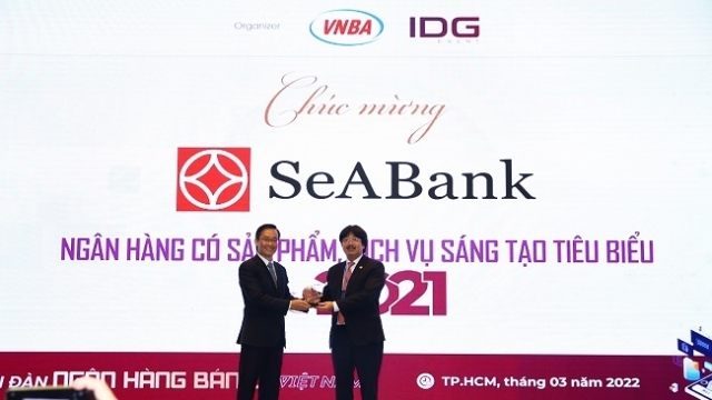 SeABank nhận 2 giải thưởng 'Ngân hàng Việt Nam tiêu biểu 2021'