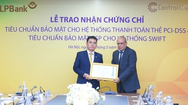 LPBank đạt hai chứng chỉ tiêu chuẩn bảo mật quốc tế