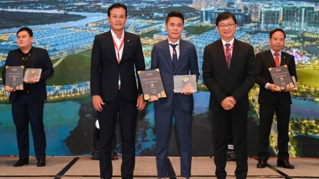 Vinhomes đạt Top 10 chủ đầu tư hàng đầu Việt Nam tại BCI Asia Awards 2023