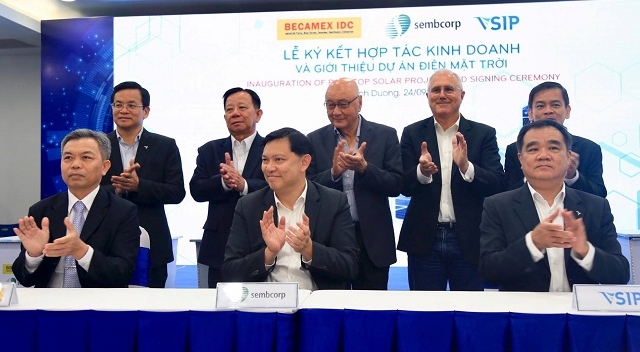 VSIP, Becamex và Sembcorp ra mắt giải pháp năng lượng bền vững