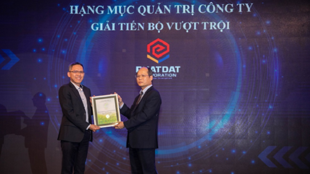 Phát Đạt được vinh danh trong hạng mục quản trị công ty tốt nhất 2020