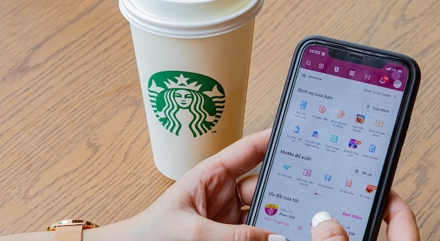 Ví điện tử đầu tiên tích hợp thanh toán tại chuỗi Starbucks
