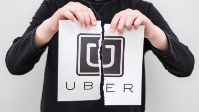 Uber lạc lối trong khó khăn