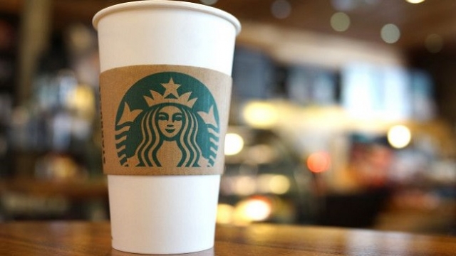 Tín đồ cà phê sắp có thể mua Starbucks từ Nestle