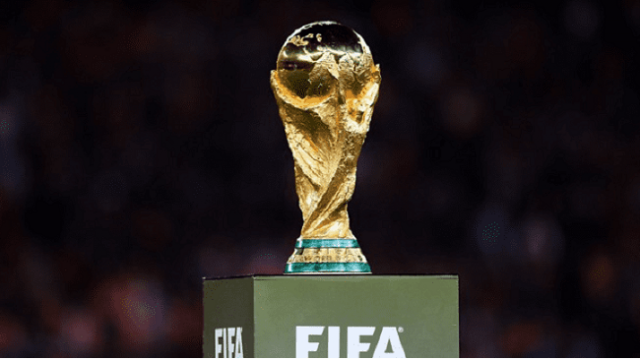 Những chiếc cúp World Cup 2018 đến từ Việt Nam