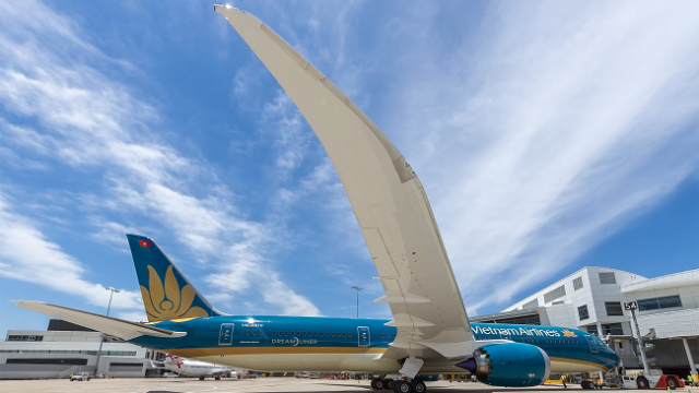 Vietnam Airlines gặp khó vì giá nhiên liệu tăng cao