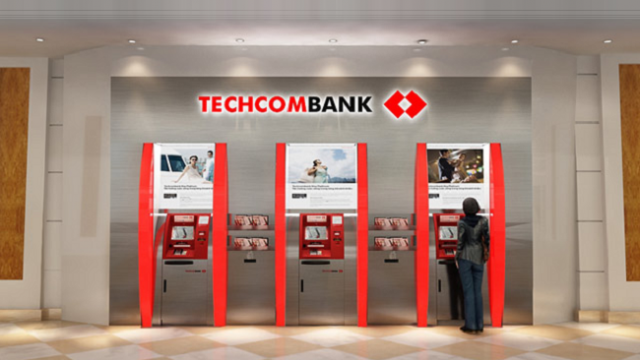 Chiến lược phá giá dịch vụ ngân hàng của Techcombank