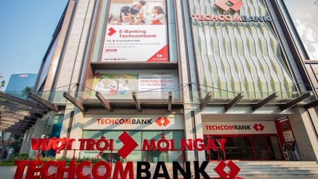 Techcombank lãi trước thuế hơn 14.000 tỷ đồng sau nửa năm