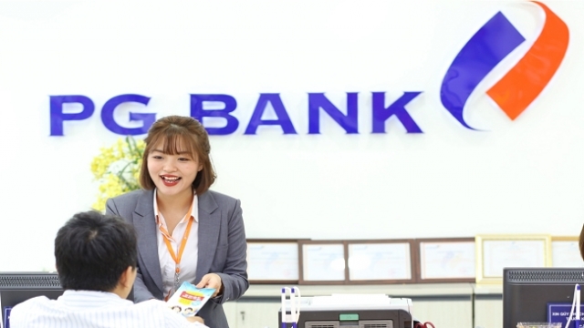 Người nhà lãnh đạo PGBank thoái sạch vốn khỏi ngân hàng