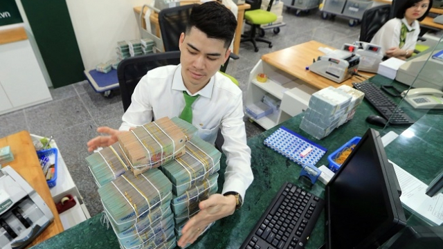Chính phủ yêu cầu tiếp tục giảm mặt bằng lãi suất từ 1,5 – 2%