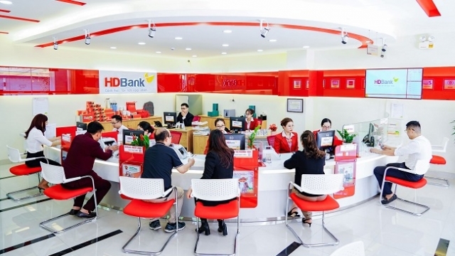 Đẩy mạnh tài chính xanh và chuyển đổi số, HDBank báo lãi 13.000 tỷ đồng