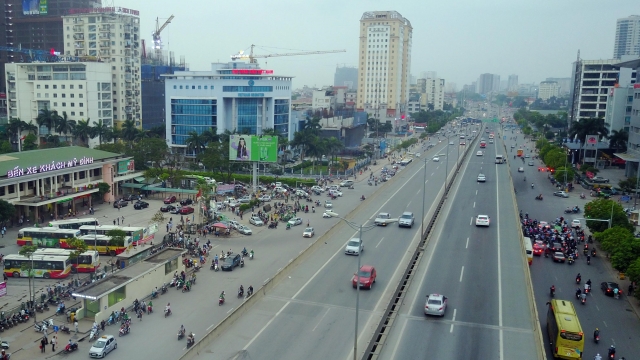 Doanh nghiệp kêu cứu vì 'giấy phép con' vô lý của Hà Nội