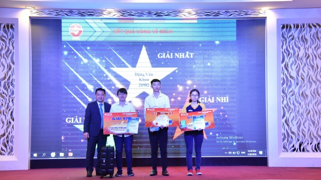 Gần 300 sinh viên tham dự 'Ngày hội tuyển dụng SCB 2018'