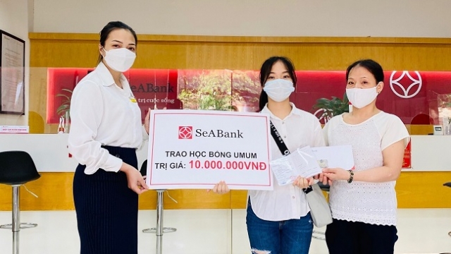 9 em học sinh nghèo do SeABank đỡ đầu trúng tuyển đại học