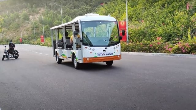 [Video] Xe điện tự hành cấp độ 4 do VinBigData phát triển