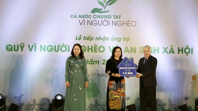 Ngân hàng SHB chung tay ủng hộ quỹ 'Vì người nghèo' 2022