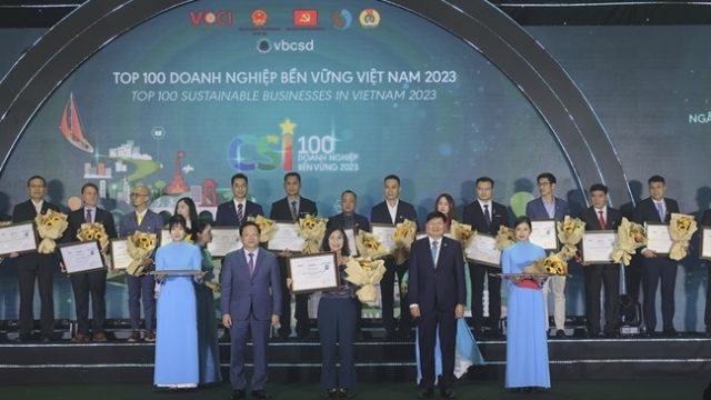 SeABank lần thứ 6 lọt Top 100 Doanh nghiệp bền vững Việt Nam